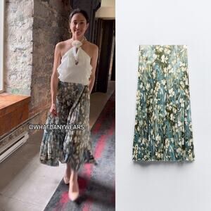 ZARA BLOGGER FAVORITE COATED PRINTED PLEATED SKIRT